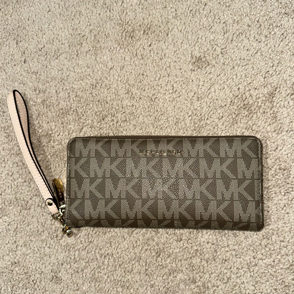 Michael Kors zipper wallet with wrist strap
